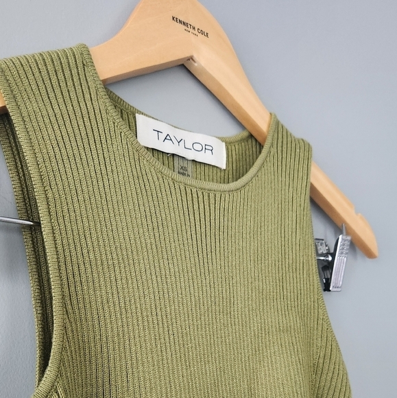 Taylor dress, XS. Maxi long sleeveless dress Olive/moss/sage green. Has Pockets! - Picture 5 of 5